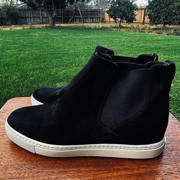 VINCE Hightop Sneakers | Size 9 - Picture 4 of 10